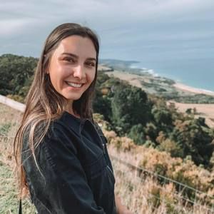 Meet your Posher, Sabrina